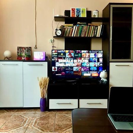 Ap 2 Cam Confortabile - Ab House Ясси Екстер'єр фото