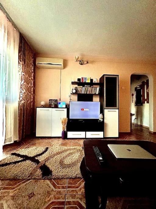 Ap 2 Cam Confortabile - Ab House Ясси Екстер'єр фото
